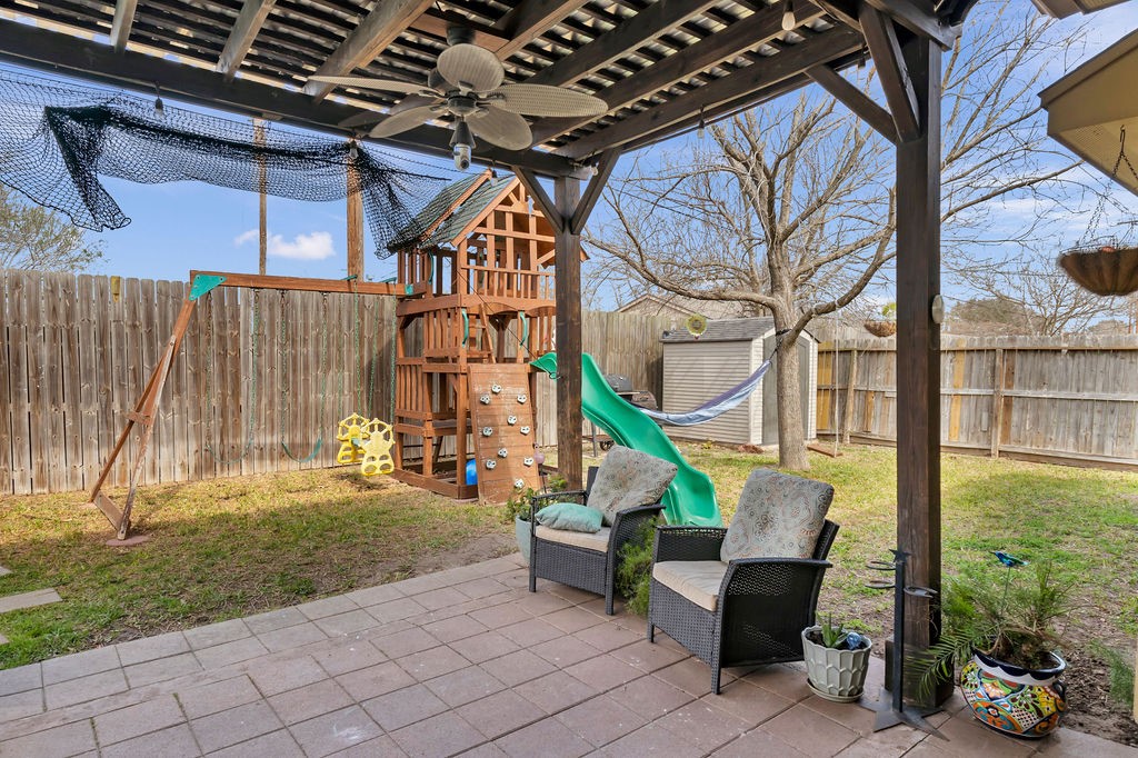 10422 Pioneer Dr Property Photo 38