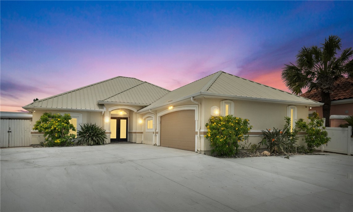 16029 Cuttysark St Property Photo