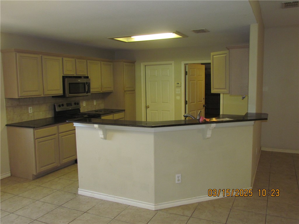 7605 Cold Springs Property Photo 2
