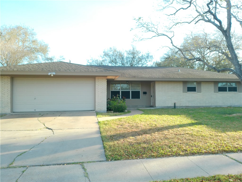 4610 Donegal Dr Property Photo