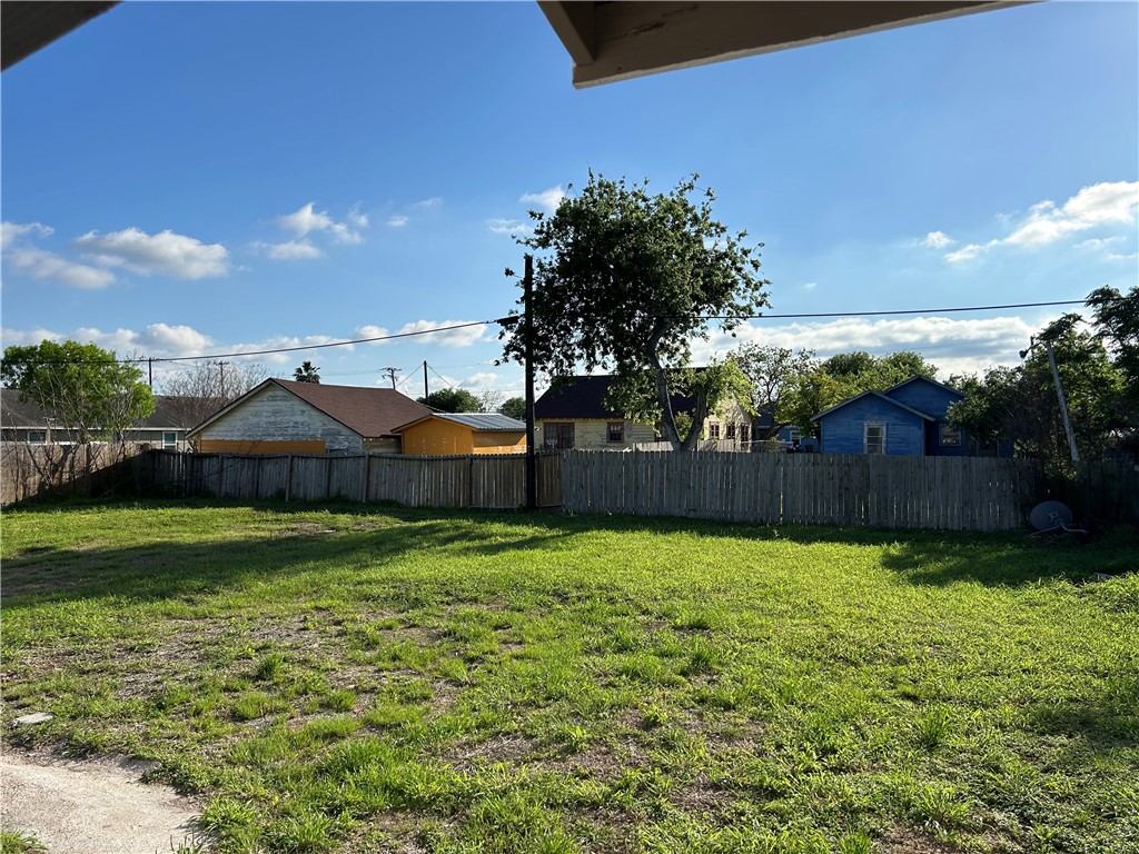1433 12th St Property Photo 13