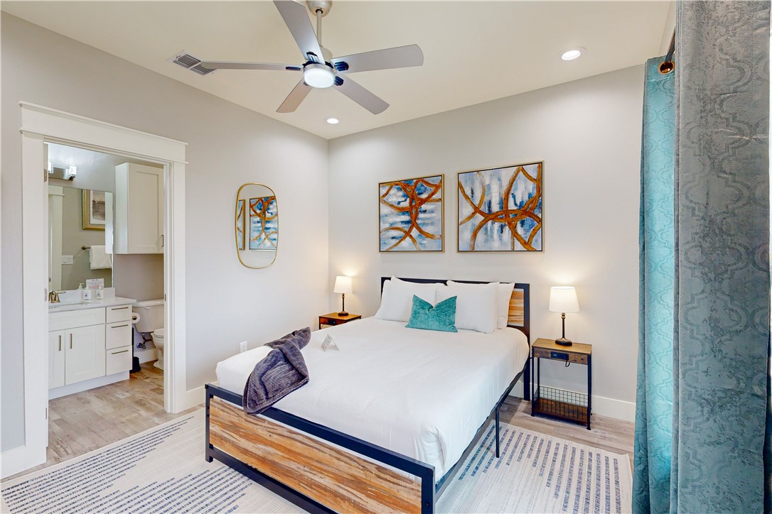 162 La Concha Blvd 28 Property Photo 17