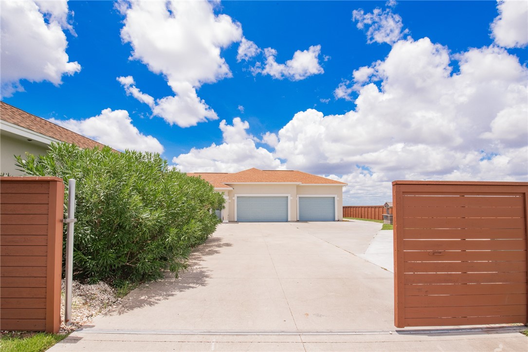 2567 Balchuck Property Photo 27