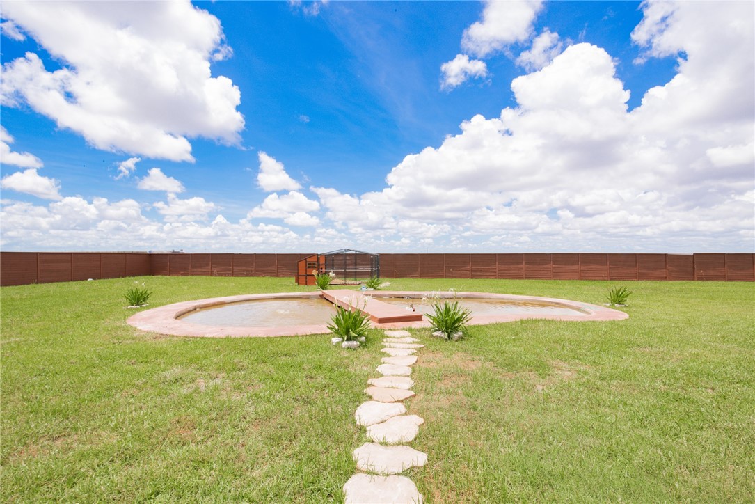 2567 Balchuck Property Photo 38