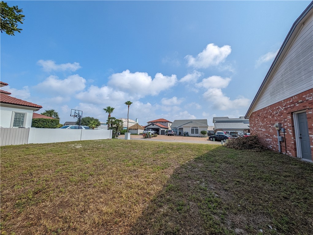 13533 Royal Fifth Ct Property Photo 4