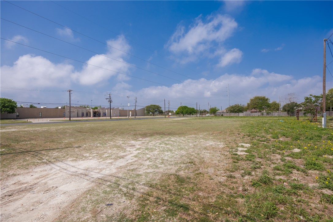 2250 Waldron Rd Property Photo 5
