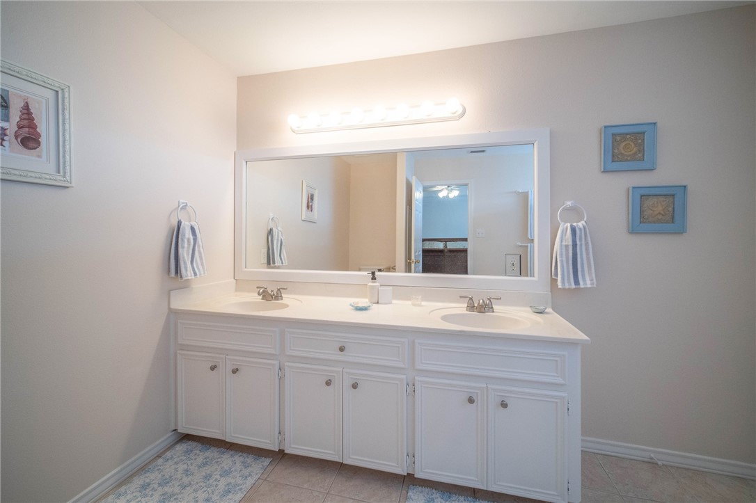 13837 Jolly Roger St Property Photo 16