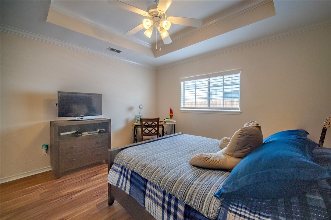 13837 Jolly Roger St Property Photo 19