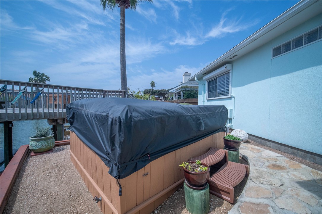 13837 Jolly Roger St Property Photo 27