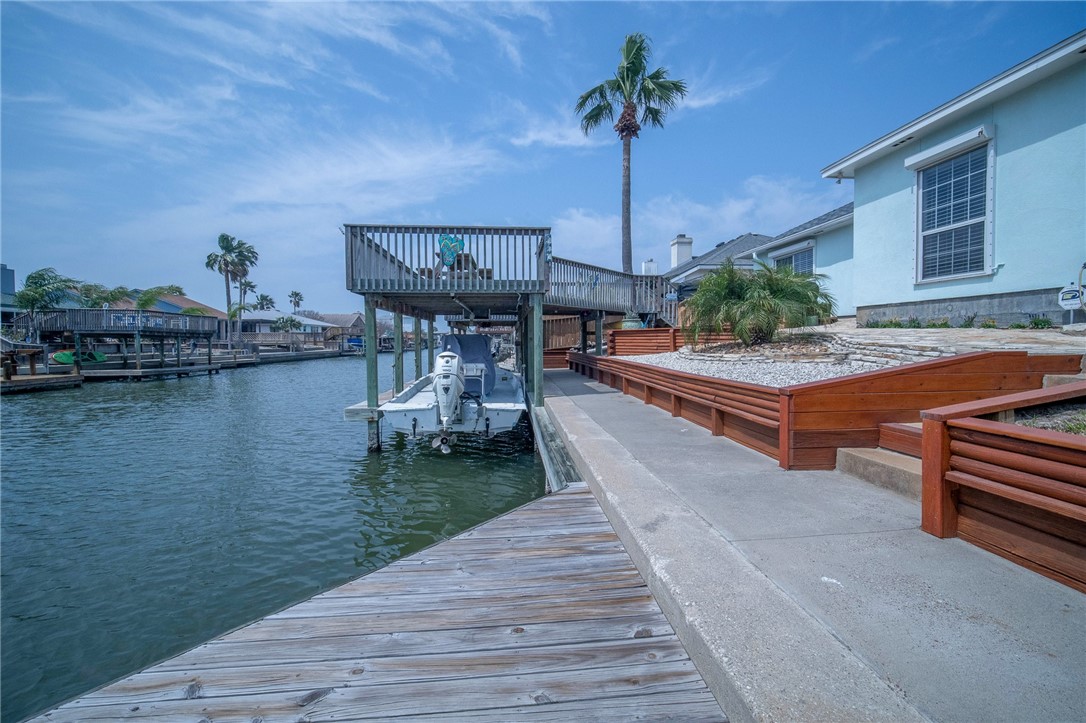 13837 Jolly Roger St Property Photo 29