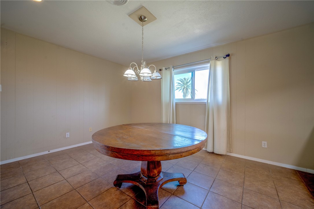 1500 Kenwood Dr Property Photo 12