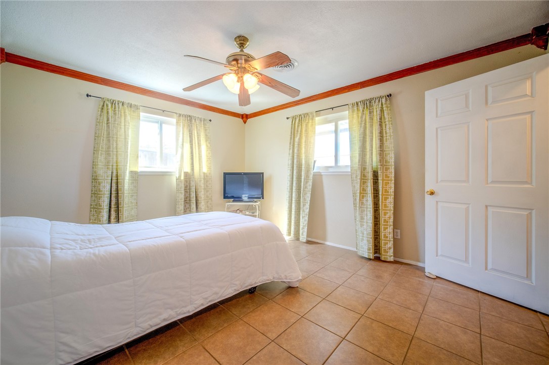 1500 Kenwood Dr Property Photo 13