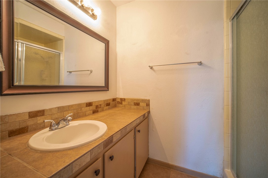 1500 Kenwood Dr Property Photo 16