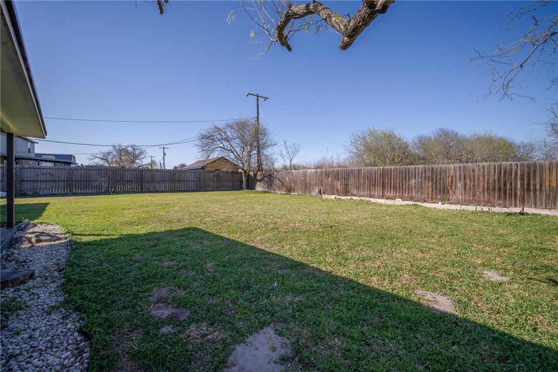 1500 Kenwood Dr Property Photo 25