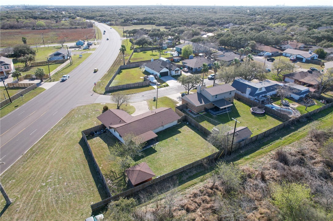1500 Kenwood Dr Property Photo 32