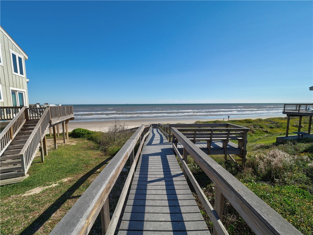 6877 State Highway 361 43 Property Photo 7