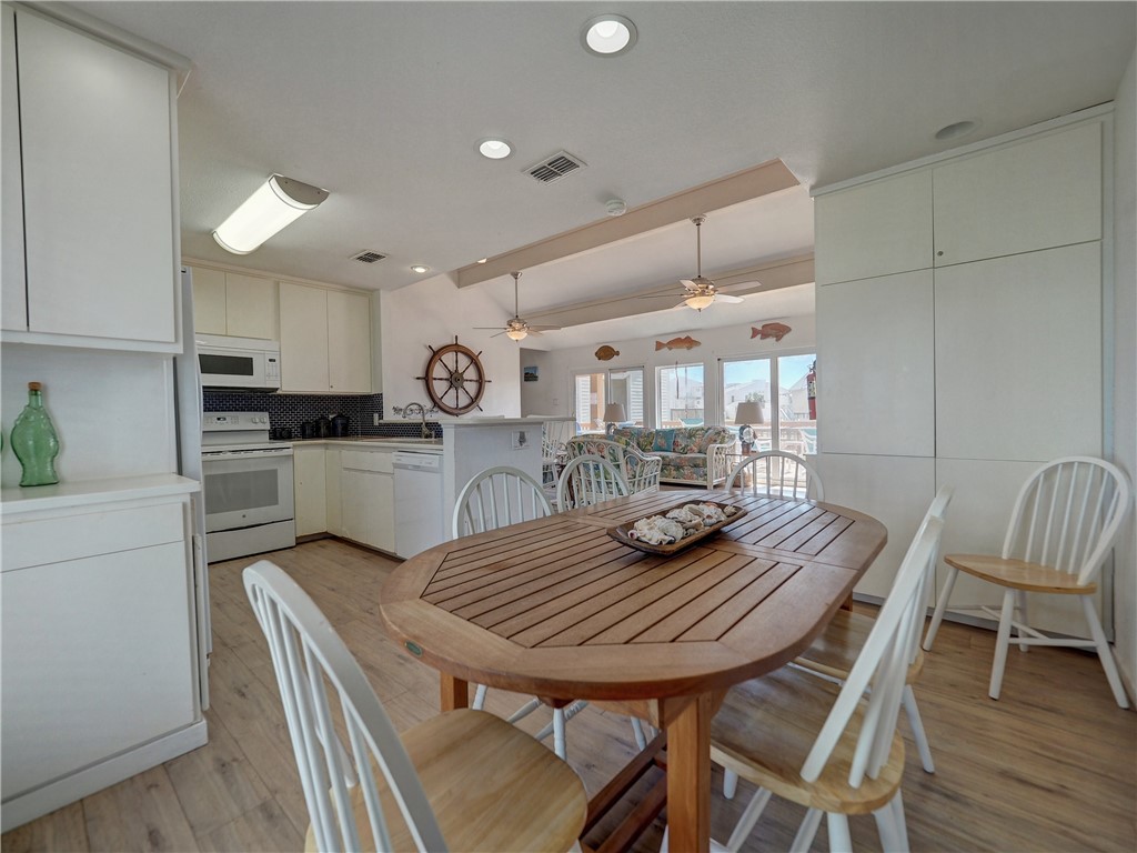 6877 State Highway 361 43 Property Photo 13