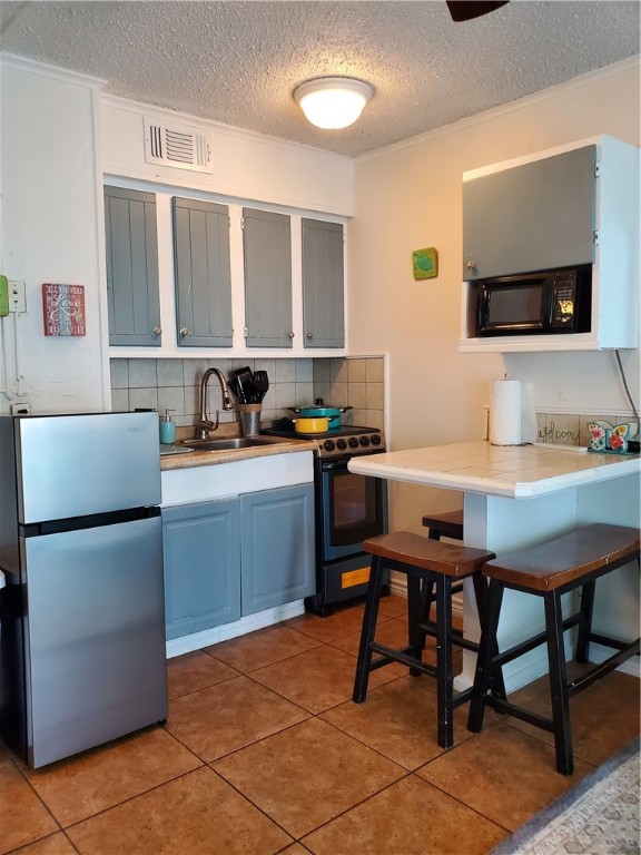 3938 Surfside Blvd 1121 Property Photo 4