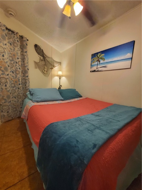 3938 Surfside Blvd Property Photo 8