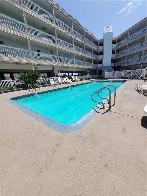3938 Surfside Blvd 1121 Property Photo 14