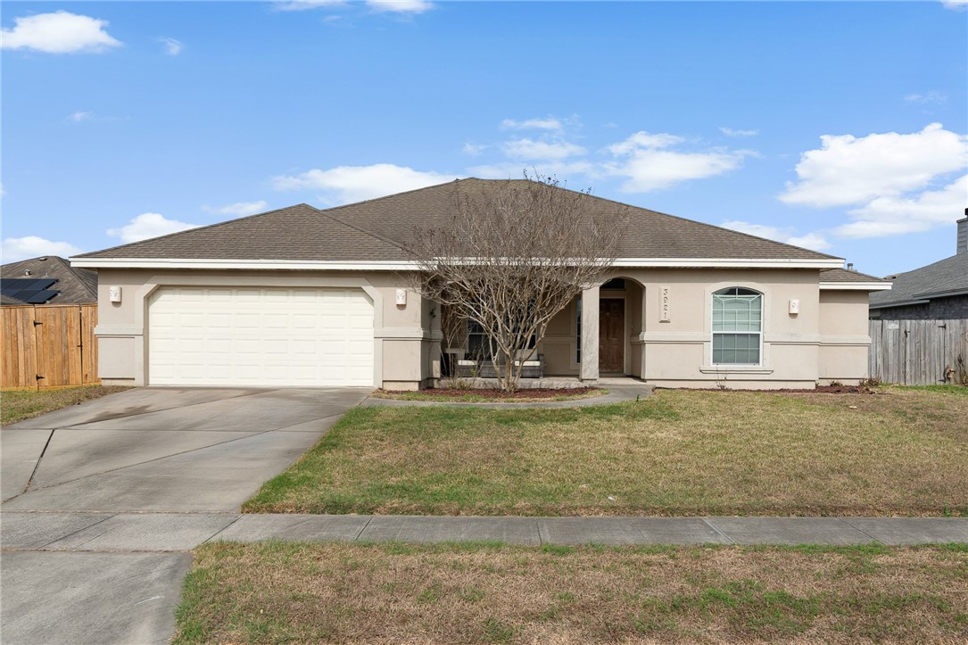 3921 Gladstone Dr Property Photo