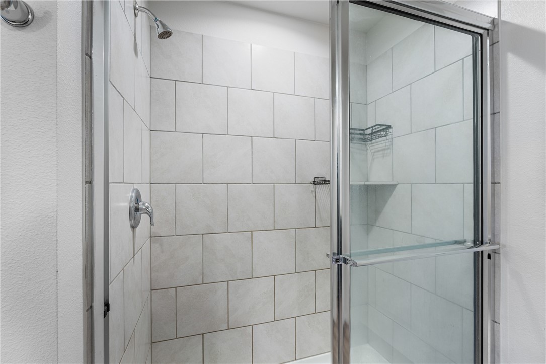 1273 Carnaby St Property Photo 11