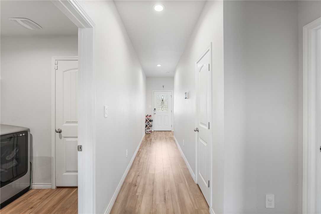 1273 Carnaby St Property Photo 12