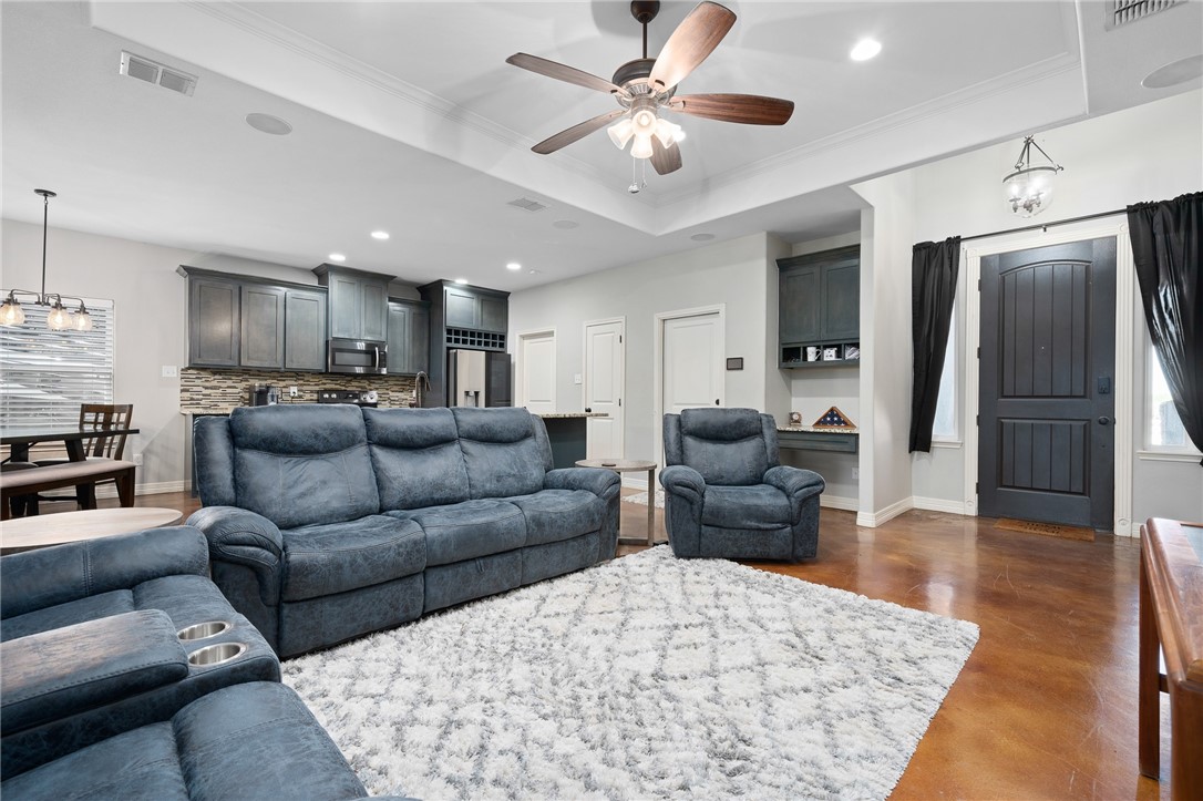 5040 County Road 2015 Property Photo 7