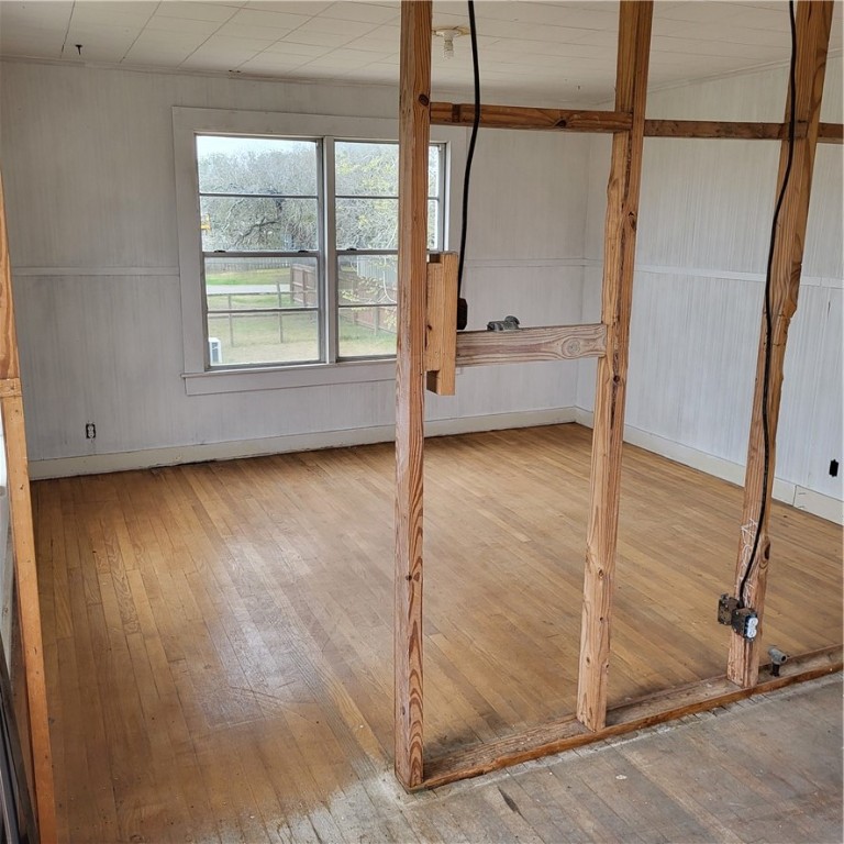 222 W Heard St Property Photo 19