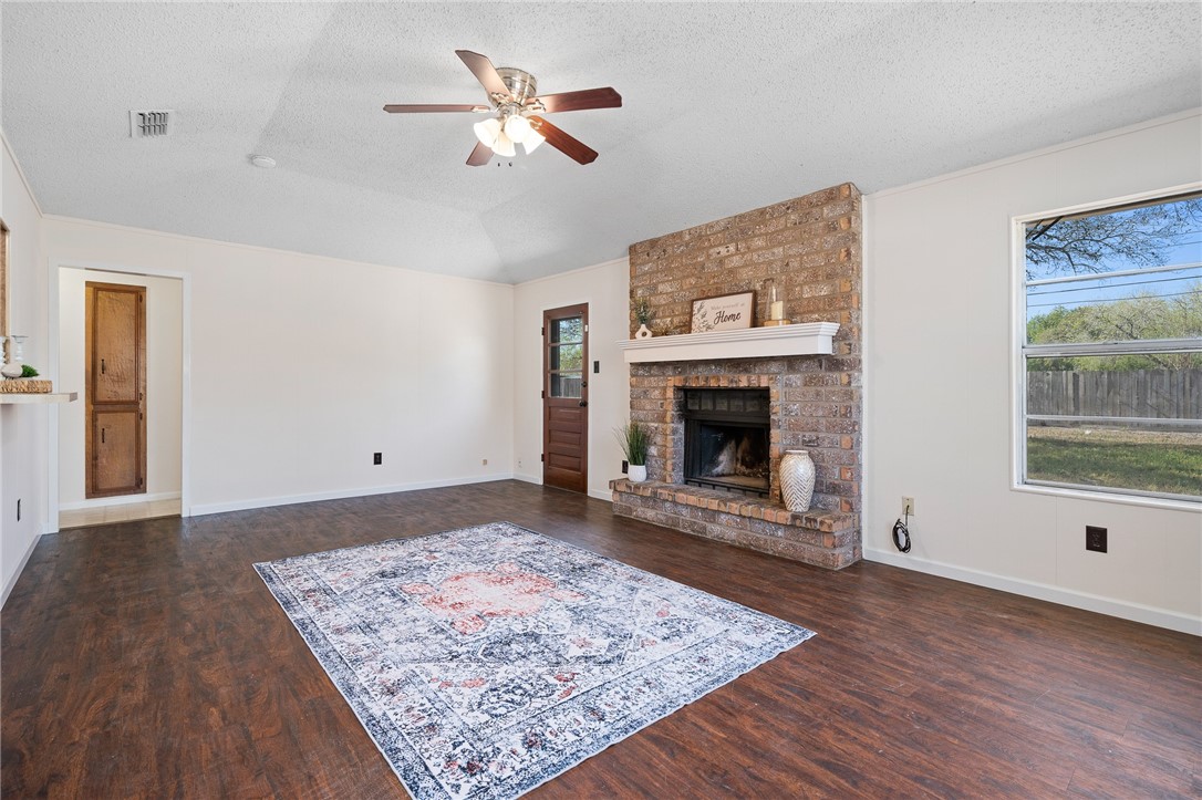555 Vista Dr Property Photo 15