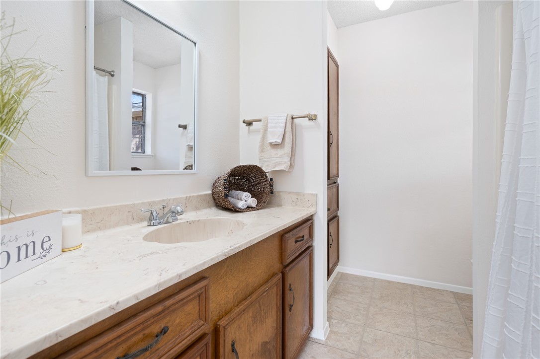 555 Vista Dr Property Photo 20