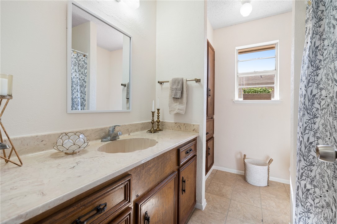 555 Vista Dr Property Photo 21