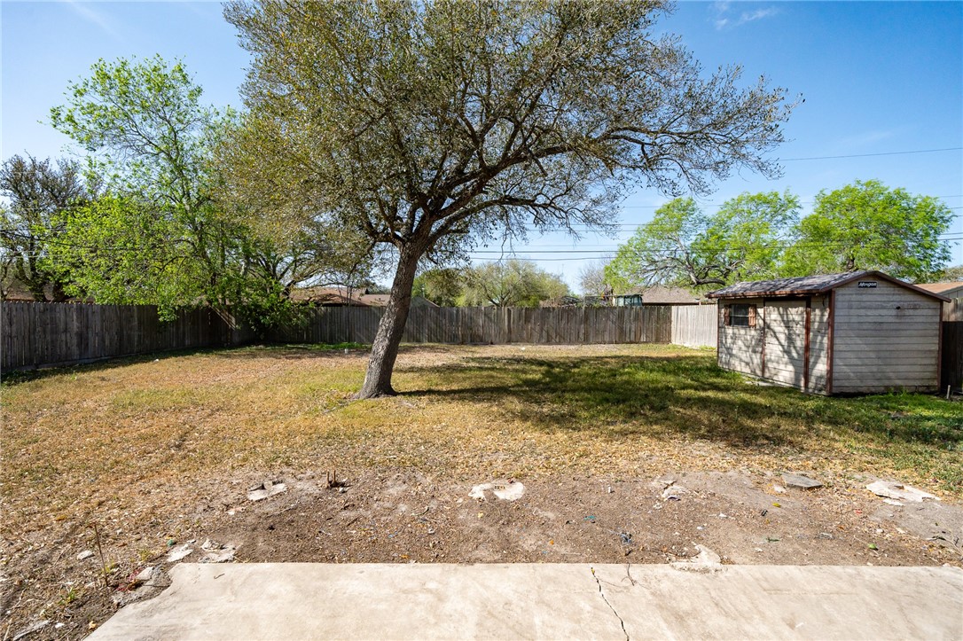 555 Vista Dr Property Photo 29