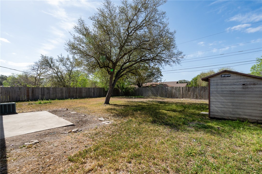 555 Vista Dr Property Photo 31