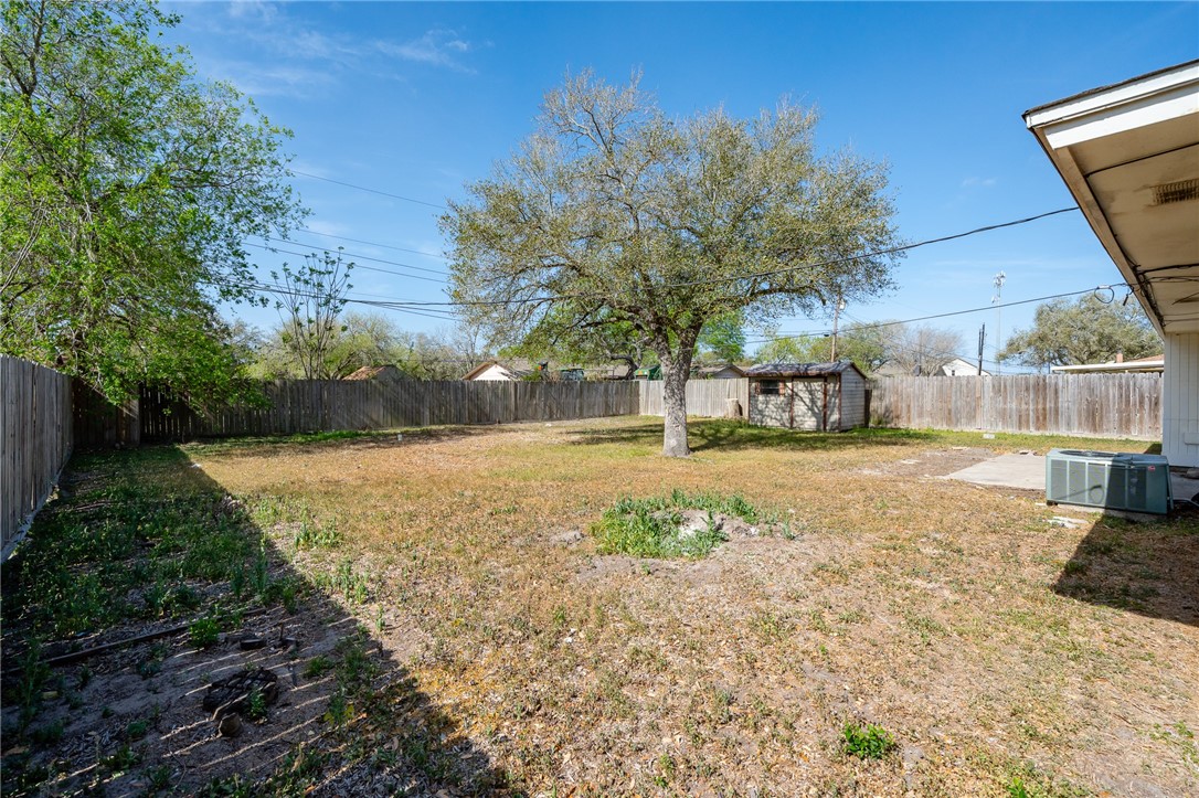 555 Vista Dr Property Photo 32