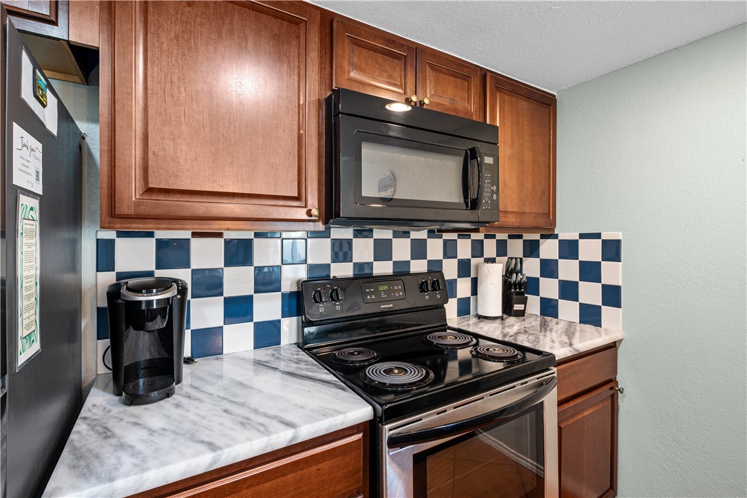 14921 Windward Dr 209 Property Photo 9