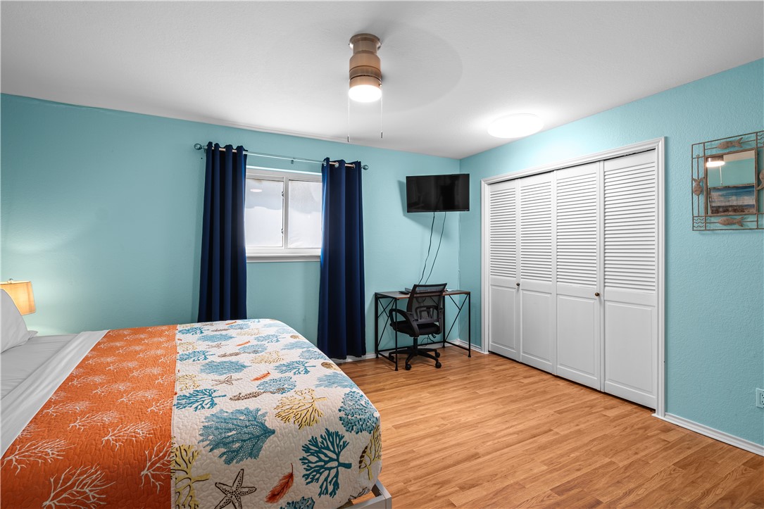 14921 Windward Dr 209 Property Photo 23