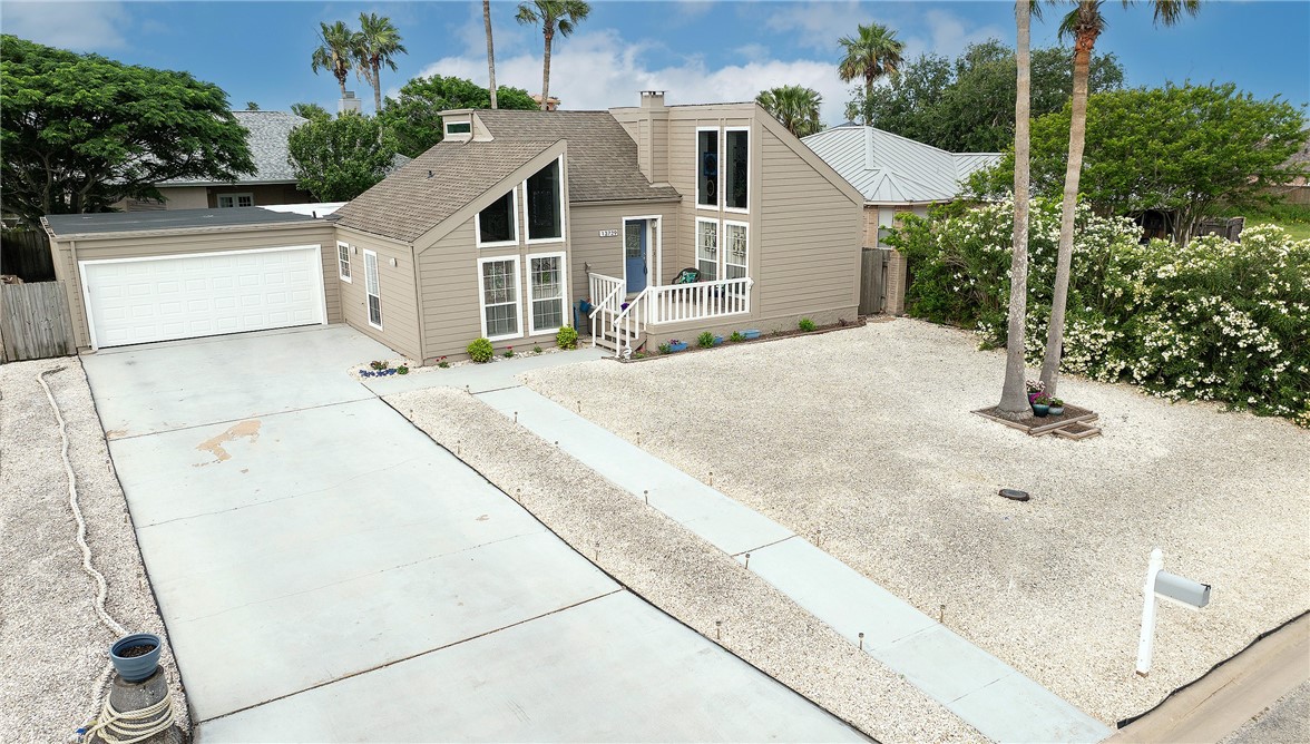 13729 Suntan Ave Property Photo 3