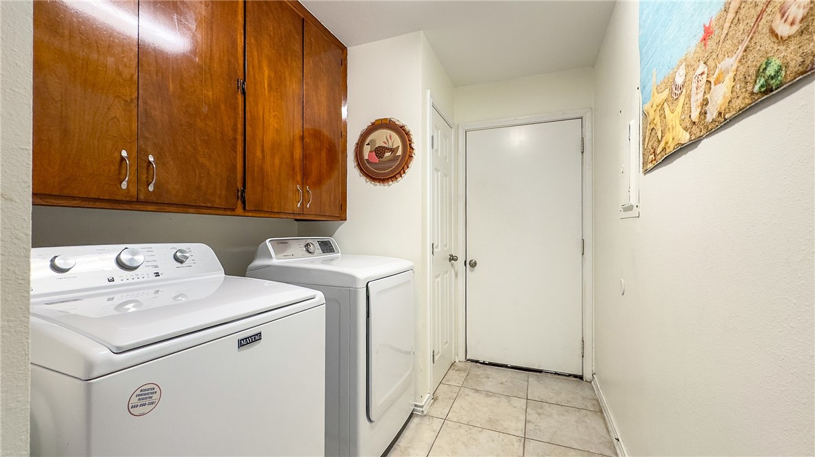13729 Suntan Ave Property Photo 27