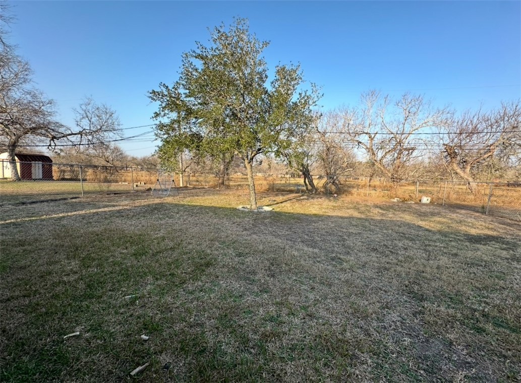 10946 Gates Ln Property Photo 10