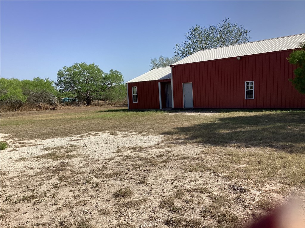 4414 E Hwy 44 Property Photo 2