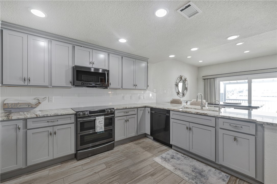309 Piper Blvd Property Photo 15