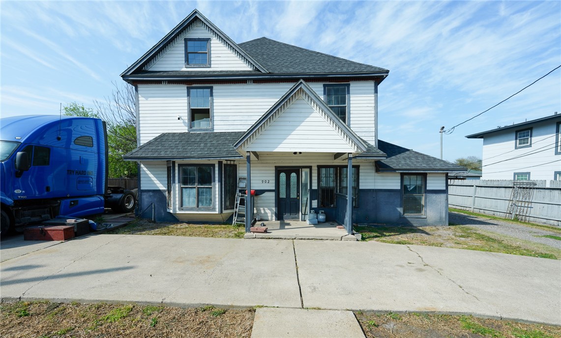 902 Hancock Ave Property Photo