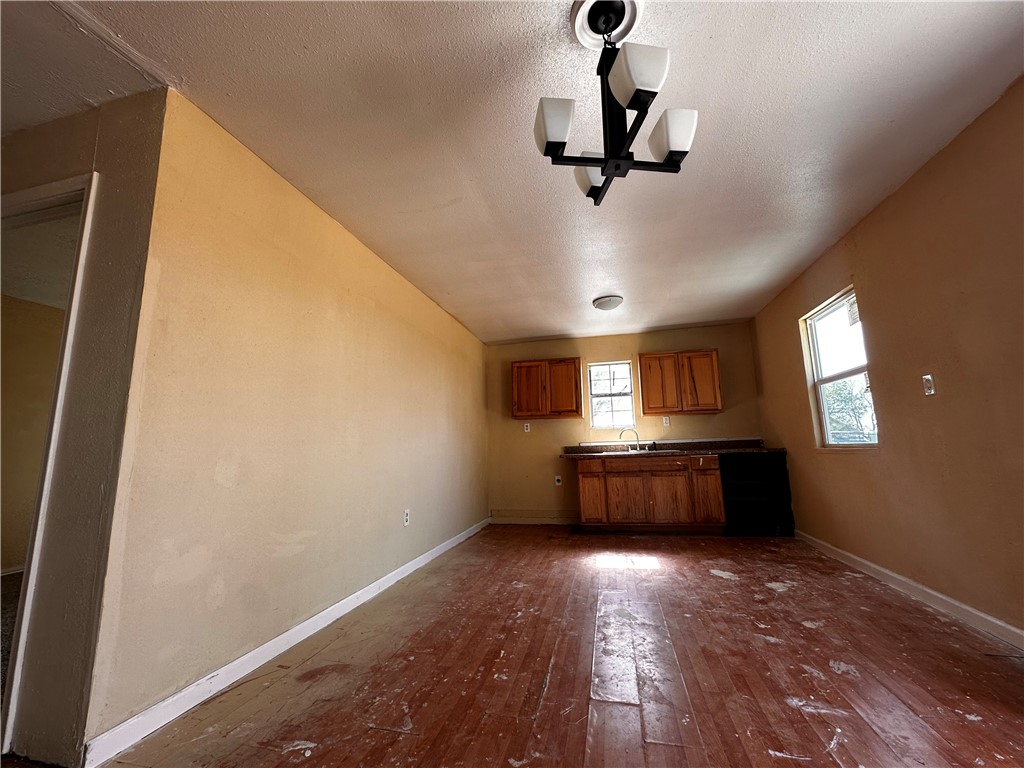 000 Fm-3024 Property Photo 6