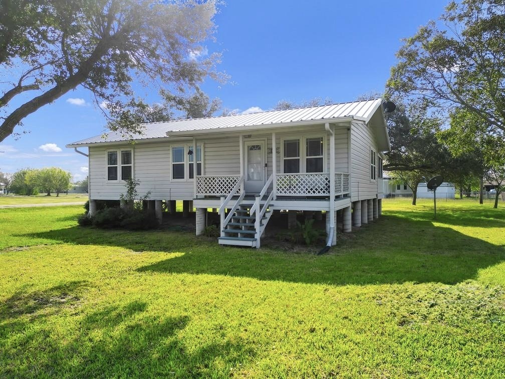 Austwell Real Estate Listings Main Image