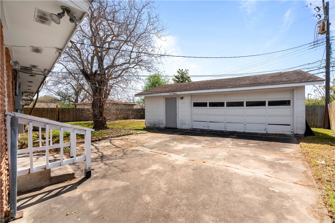 3301 Casa Blanca Dr Property Photo 21