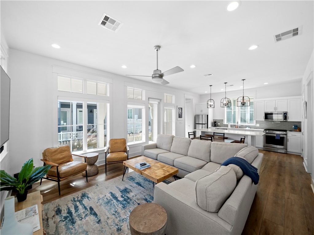 131 Sabal Property Photo 2