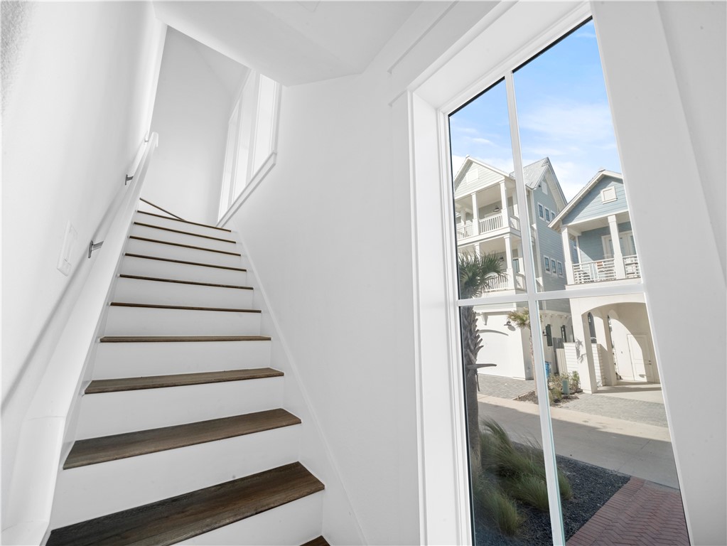 131 Sabal Property Photo 16