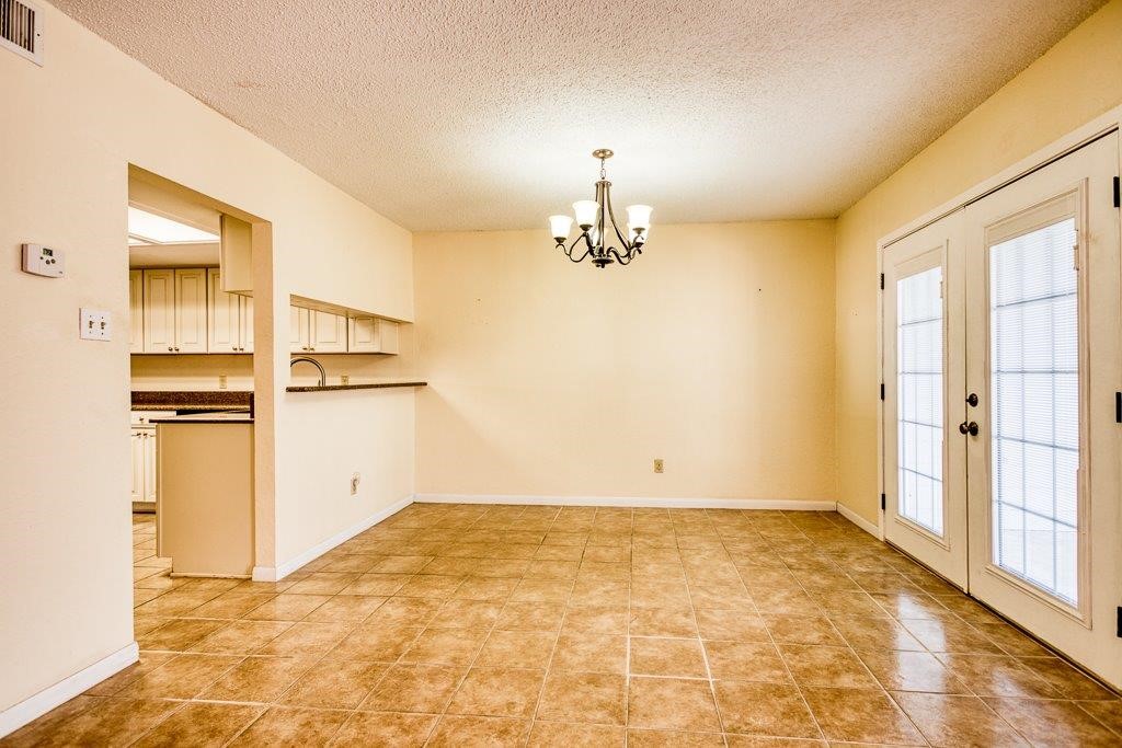 1459 Moore Ave Property Photo 10