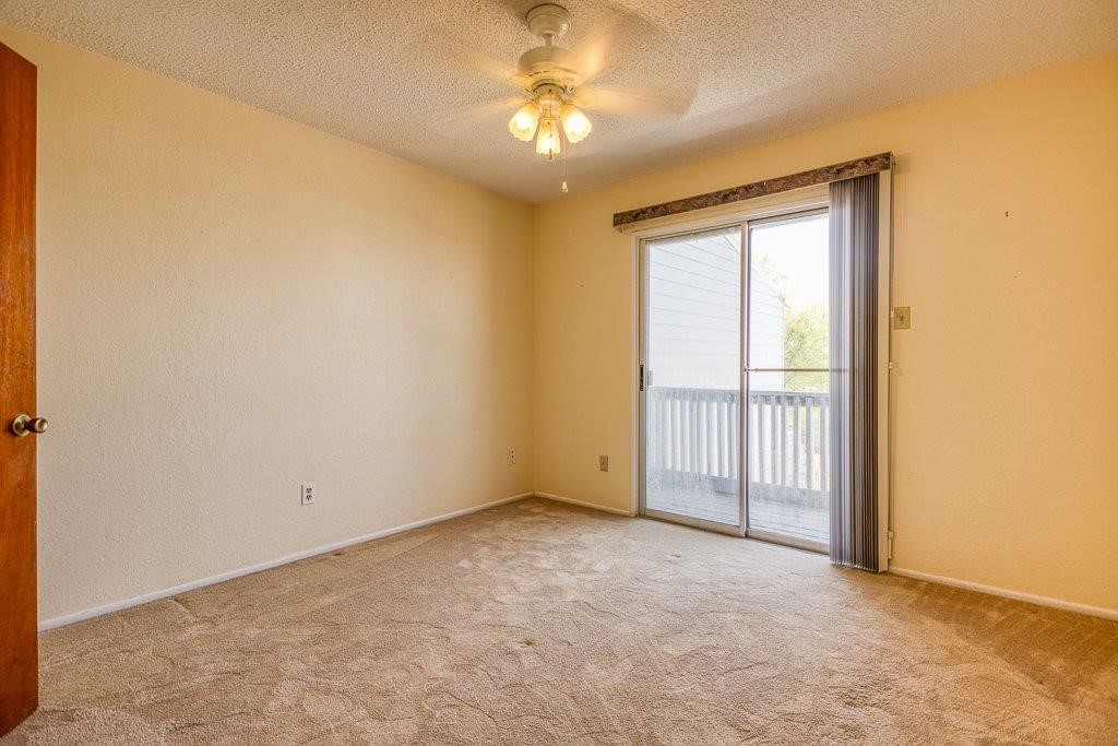 1459 Moore Ave Property Photo 23